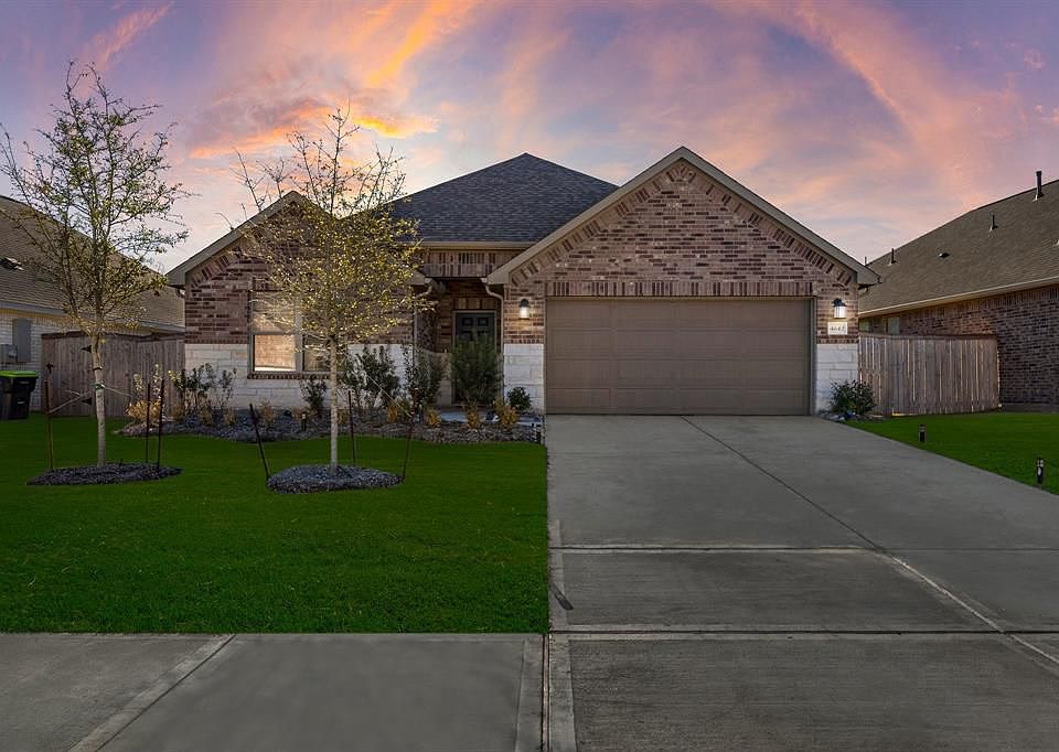 1st image of 4642 Shipmans Cove Blvd