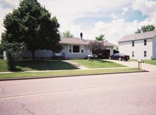 711 N Main St, Necedah, WI 54646