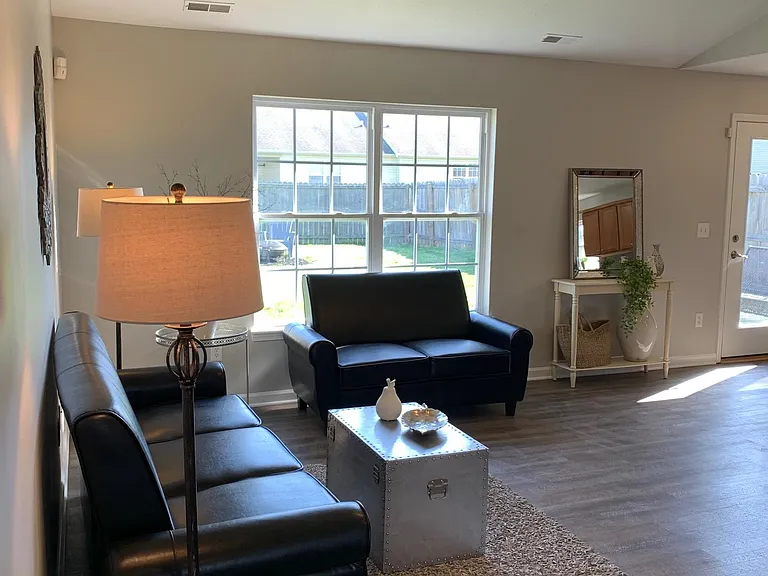 1961 Halyard Ct — Photo 2