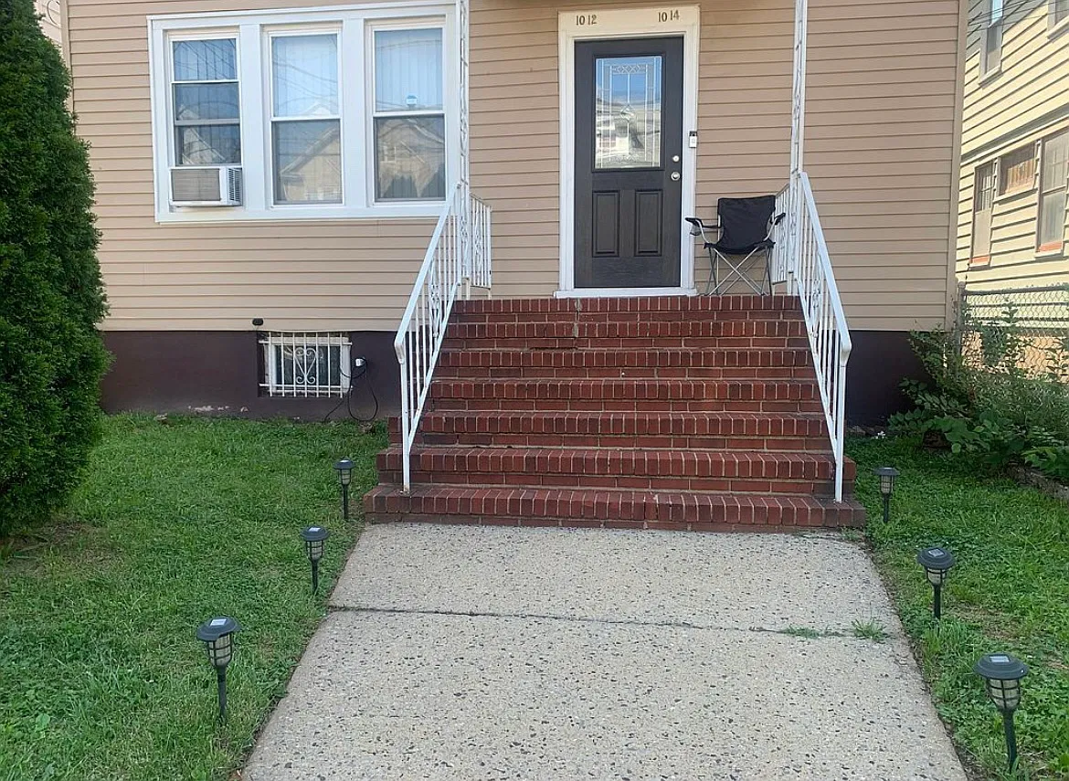 2 bed, $1,750 — Photo 3