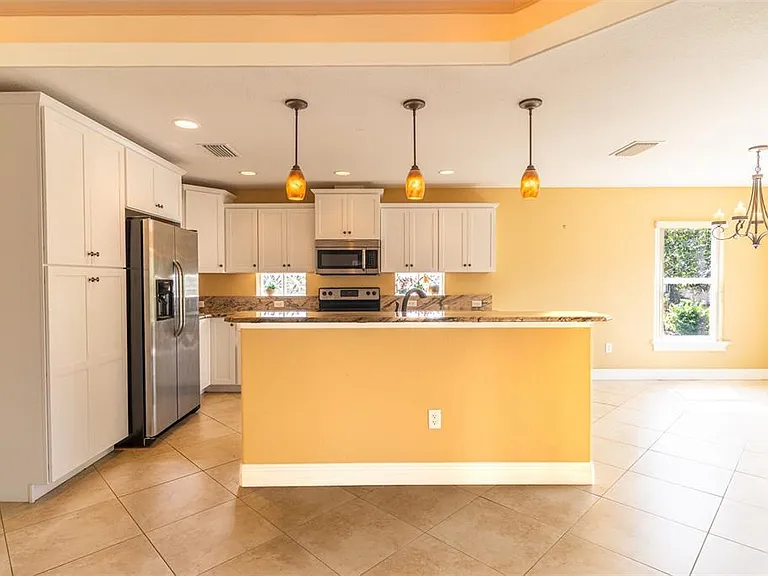 3715 Sebring Pkwy — Photo 4