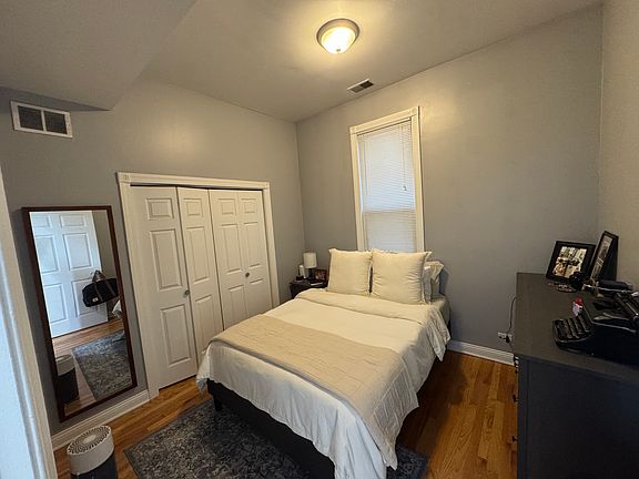 4th image of 1312 N Hoyne Ave APT 3F