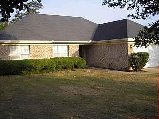 2nd image of 1205 Willow Bnd