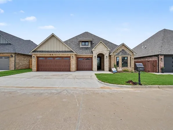 3921 NE Water Edge Dr, Lawton, OK 73507
