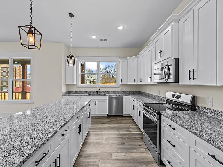 135 Max Lane Dr — Photo 12