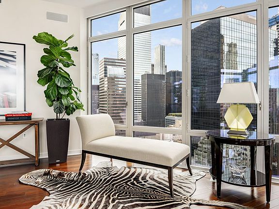 2nd image of 207 E 57th St APT 28A