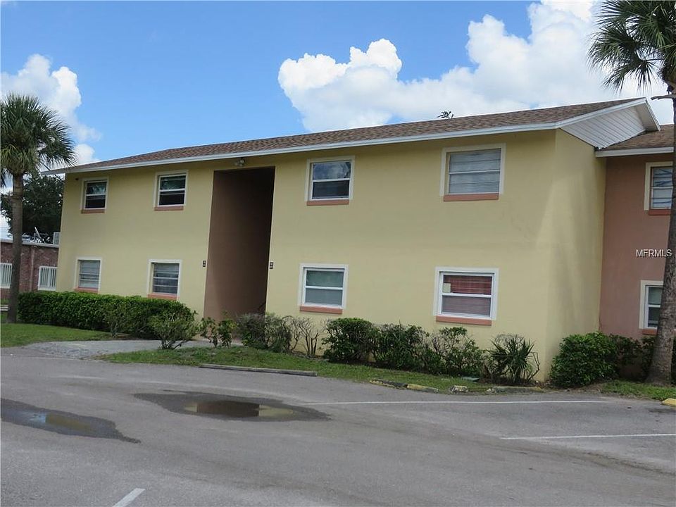 1st image of 5885 Dahlia Dr APT 202