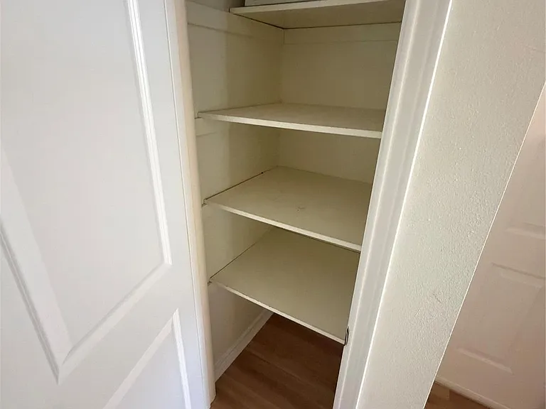 11 Lords Cir — Photo 11