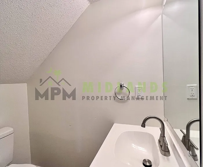 233 Timber Ct — Photo 5