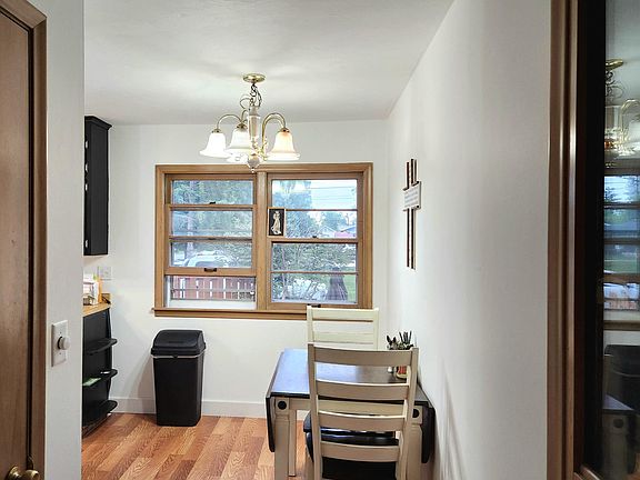 4th image of 910 13th St