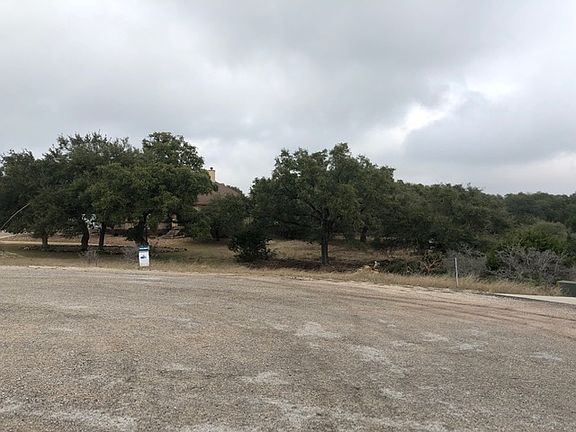 3rd image of 223 Foxwood