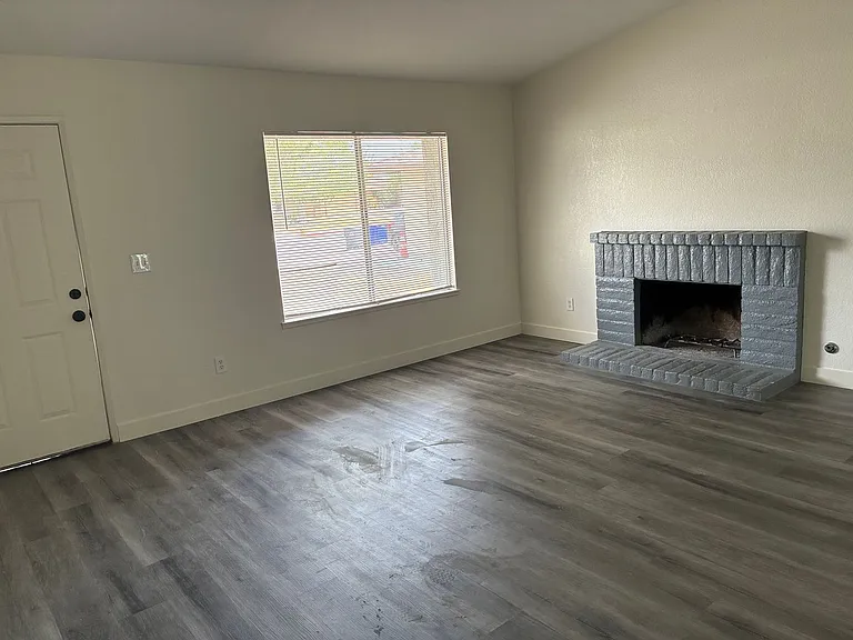 13601 Arroyo Dr — Photo 4
