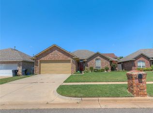 709 Regiment Way, Yukon, OK 73099