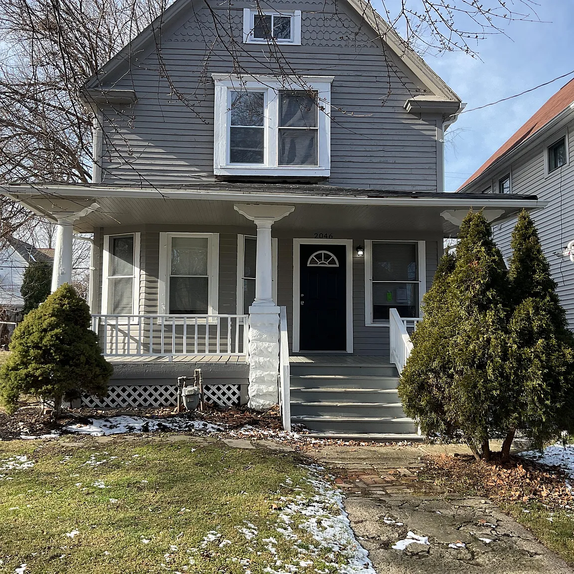 2046 W 85th St photo 1