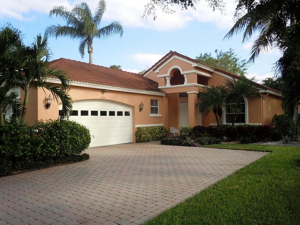 1st image of 10866 Fairmont Village Dr