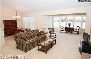 3rd image of 10255 Honeysuckle Ln