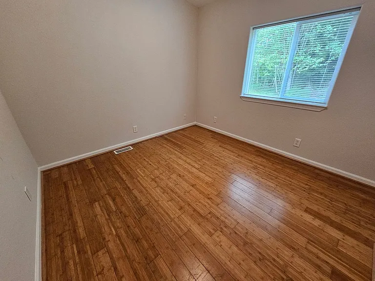 15820 SE 128th St — Photo 34