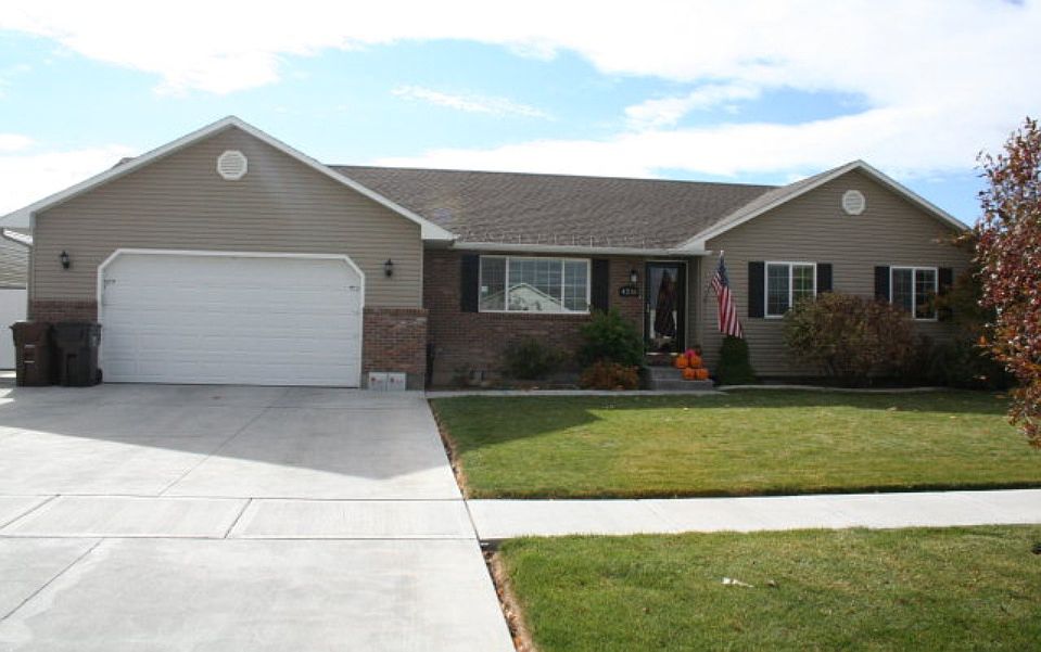 1st image of 4216 Clarkston Ct