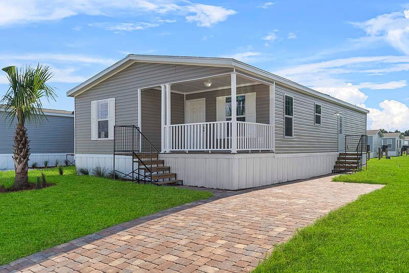 16820 Oak Leaf Ct, North Fort Myers, FL 33917 MLS 11332149 Zillow