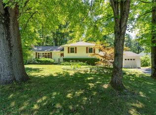 15 Monroe Dr, Poughkeepsie, NY 12601