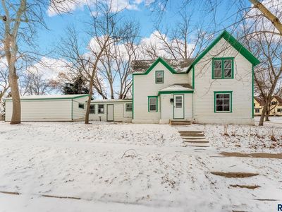 713 N Clark Ave, Dell Rapids, SD, 57022