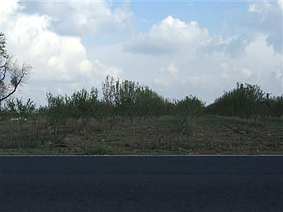 2nd image of 17262 Henry Rd #Cha