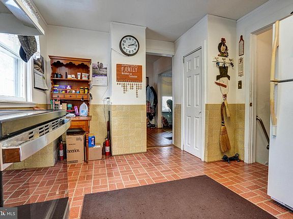 4th image of 535 Valley Park Rd