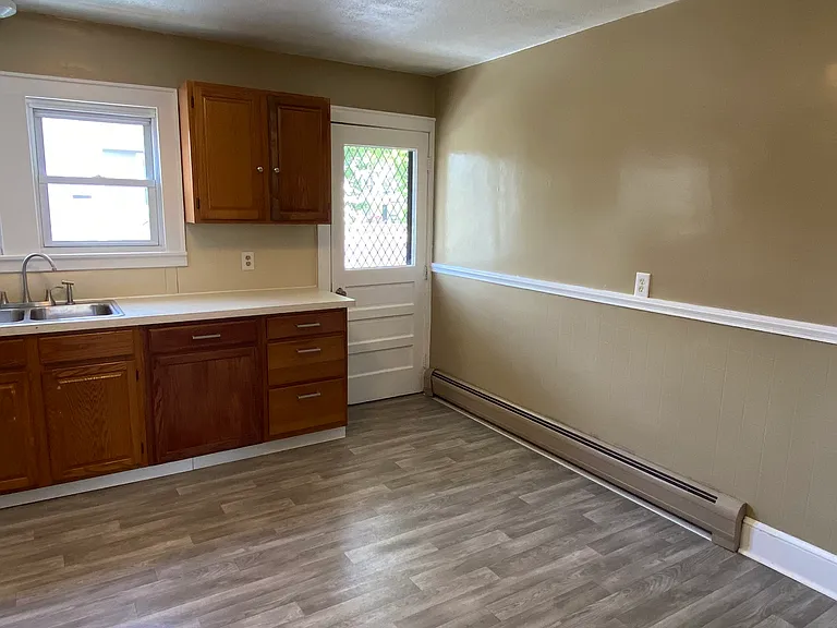 72 Berry St #2 — Photo 4