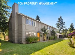 1314 N 152nd St APT F, Seattle, WA 98133