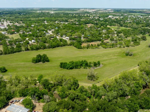 600 E Crow St, Stephenville, TX 76401