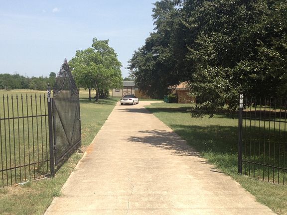Gated entry for privacy