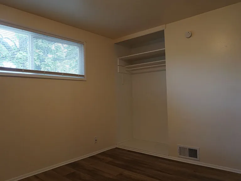 3190 W Mark Ave — Photo 13