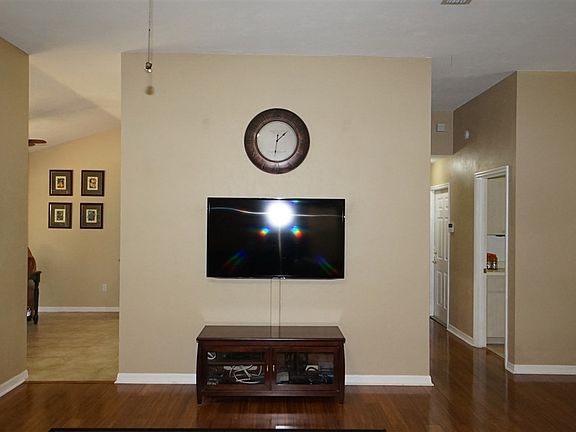 5th image of 6205 NW 90th St