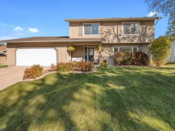 544 West Beutel ROAD, Port Washington, WI 53074