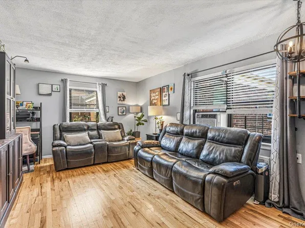 73-63 217th Street #359B2, Bayside, NY 11364