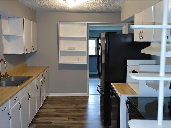 5th image of 4696 Oakwood Dr