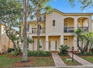8052 Murano Cir, Palm Beach Gardens, FL 33418
