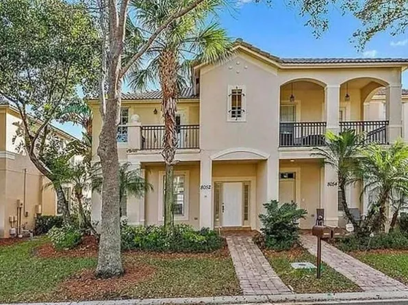 8052 Murano Cir, Palm Beach Gardens, FL 33418