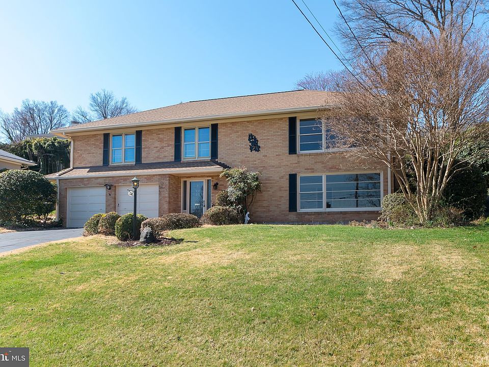 1st image of 7300 Park Terrace Dr
