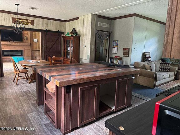 5th image of 826 JOHNS Avenue