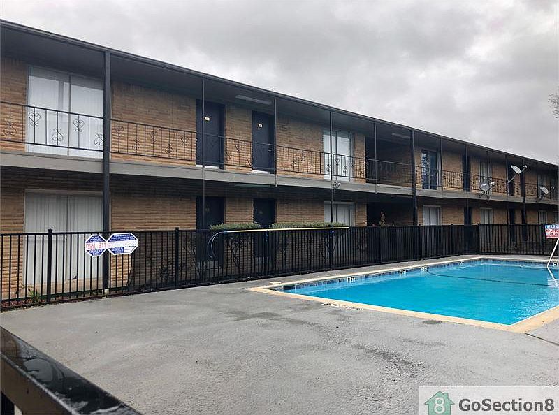 1st image of 1235 Hartsdale Dr #1010