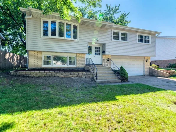 8719 Willow Rd, Oak Lawn, IL 60457