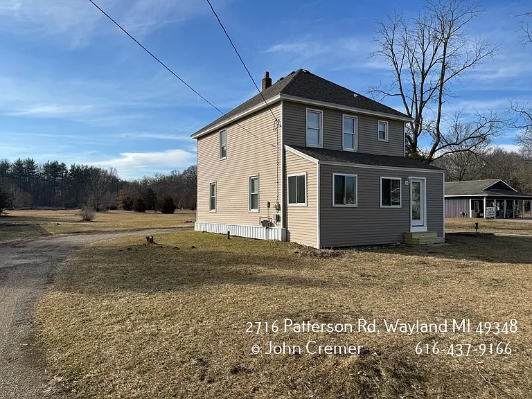 2716 Patterson Rd — Photo 3