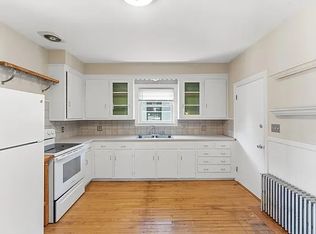 16 Raphael Ave FLOOR 2, Providence, RI 02904