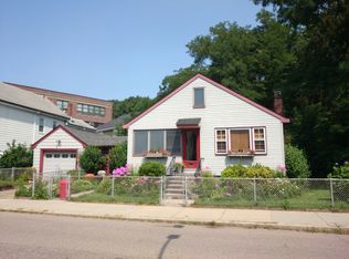 90 Richmond St, Dorchester, MA 02124