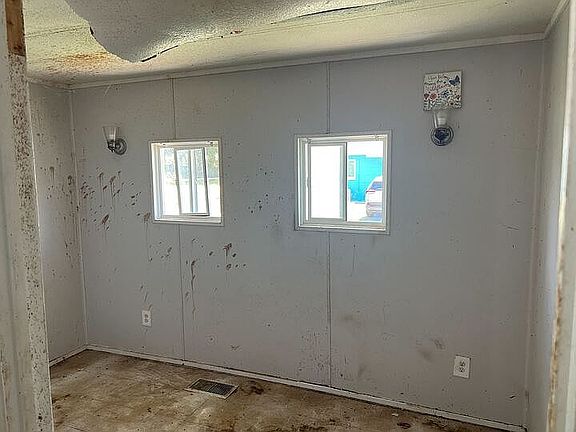 4th image of 512 Braginton St Lot 49
