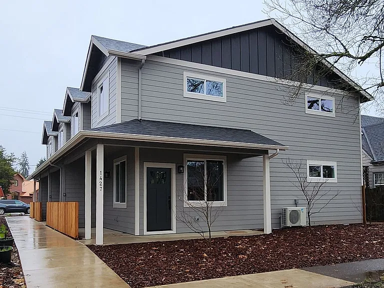 445-McCoy Ave — Photo 28