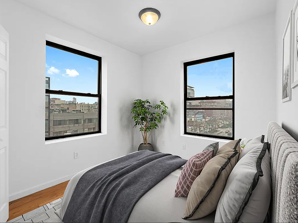 2nd image of 101 Delancey St APT 1