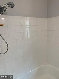 223 Kinsley Rd — Photo 10