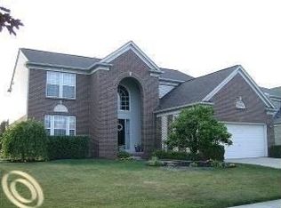 4548 Sherwood Cir, Canton, MI 48188